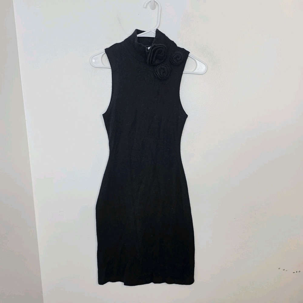 Moschino Jeans Black Knit Flower Detail Angora Wool Mini Sleeveless Dress Size 6